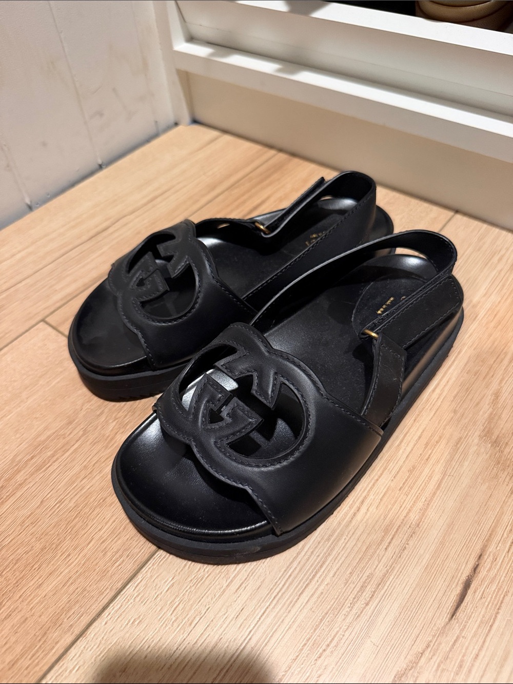 Gucci Leather Slingback Sandals